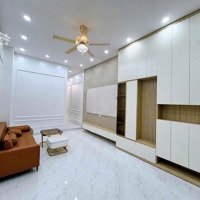 Âu Cơ - Tây Hồ, 1 Nhà Ra Mặt Phố, Kinh Doanh, Thang Máy,Diện Tích80M2* 5T * 16 Tỷ