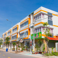 Bán Căn 3 Tầng Ngay Trục Chính Kđt Oasis, Bến Cát, Đã Hoàn Thiện Full Nội Thất, 3 Phòng Ngủ 3Wc