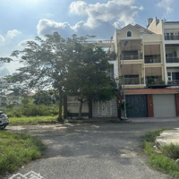 Bán Đất Tại Lã Xuân Oai-Q9 Ngay Khu Vực Trung Tâm 90M2 2Tỷ850 Hẻm Rộng,Nhiều Tiện Ích Hợp Đầu Tư