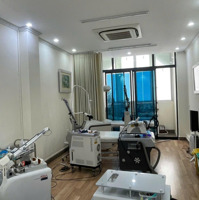Cho Thuê Phố Lê Ngọc Hân, 75M2 X 4 Tầng,Mặt Tiền4,2M. Giá Thuê 55 Triệu/Tháng. Thang Máy- Mới- Nhận Ngay!!!