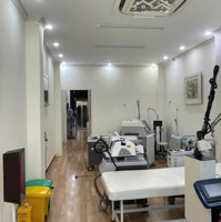 Cho Thuê Phố Lê Ngọc Hân, 75M2 X 4 Tầng,Mặt Tiền4,2M. Giá Thuê 55 Triệu/Tháng. Thang Máy- Mới- Nhận Ngay!!!