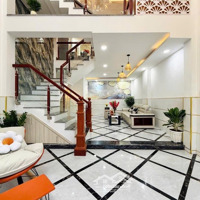 Bán Nhà Riêng Ngay Cô Giang, Quận 1. Chốt 5Tỷ550 Gần Chợ Bến Thành - 53,9M2. Shr