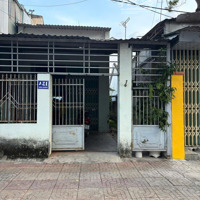 Bán Đất Tặng Nhà Cũ Mặt Tiền Đường Phùng Hưng, Phước Long , Nha Trang Đường Hiện Trạng 20M