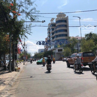 Nhân - Nhà 3 Tầng Đường Thái Nguyên 148M Ngang 5,5M Bán 22 Tỷ
