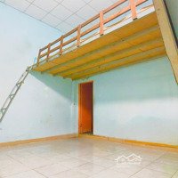 Cho Thuê Phòng Giờ Giấc Tự Do, Gần Đh Bách Khoa Q10 Có Gác Lửng, Wc Riêng Bên Trong. Xem Phòng Ngay