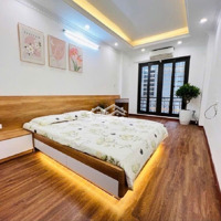 Hàng Hiếm Giá Ngon Nhanh Thì Còn Ạ ! Nhà Mới Xuân Thuỷ, Oto,40M2X6T 2 Thoáng, Kd Đỉnh, Giá 15.X Tỷ