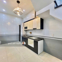 Bán Nhà Xây Mới Sau 1 Nhà Mặt Đường Hồ Sen