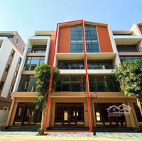 Bán Nhà Phố 5 Tầng Vinhomes Ocean Park 3 Ngay Phố Biển Giá Bán 8,8 Tỷ