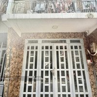 Nhỉnh 4Ty Có Ngay Nhà 30M2 Gần Ubnd Quận 3, Hxh, 1T 1L, Đang Cho Thuê 12 Triệu/Tháng, Sang Tên Liền
