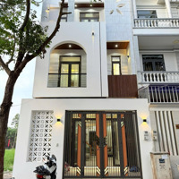 Căn Nhà Duy Nhất Còn Sót Lại Tại Kdc Nam Long Hồ Cảnh Quang