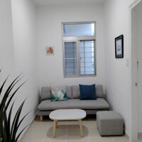 Cần cho thuê căn hộ sky garden 2, nhà bao đẹp, pmh, q7, 2pn, giá chỉ 17 triệu
