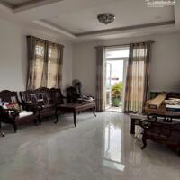 Bán nhà MT ngộp, xe hơi đỗ cửa ĐS 38, Hiệp Bình Chánh, Thủ Đức, 151m2, 3 tầng, còn mới