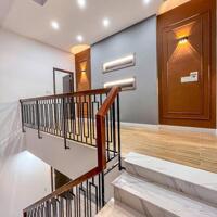 Nhà 1 trệt 2 lầu đường số 3 KDC Đại Học Y Dược Cần Thơ