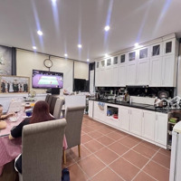 Thang Máy Tặng Nội Thất Ô Tô Bán Nhà Đẹp Trường Lâm Long Biên Hà Nội 53M2
