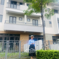 Bán Shophouse 4 Phòng Ngủ 3 Vệ Sinhtại Centa Riverside, 7,1 Tỷ, 100M2, Q.từ Sơn, Bắc Ninh