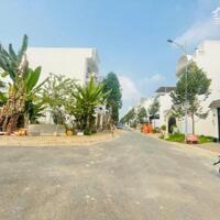 Bán nền góc 2 MT đường số 1 KDC Nam Long . Giá chỉ 5,5 tỷ