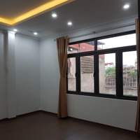 Cần Bán Nhà Riêng Phố Quan Nhân 55M 6Tgmặt Tiền4,5M Chỉ 11,8 Tỷ T Ôtô 4 Chỗ Vào Nhà View Hồ.