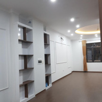 Cần Bán Nhà Riêng Phố Quan Nhân 55M 6Tgmặt Tiền4,5M Chỉ 11,8 Tỷ T Ôtô 4 Chỗ Vào Nhà View Hồ.