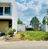 Chính Chủ Cần Tiền Bán Lô Đất Gần Chợ Nàng Mau Mtđ. Tạ Quang Tỷ 2 Nàng Mau Vị Thuỷ Hậu Giang 550 Triệu