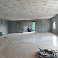 Cho Thuê Nhà Xưởnngmặt Tiềnđường Dương Công Khi Hóc Môn,Diện Tíchxưởng 400M2, Giá 17 Triệu/Tháng