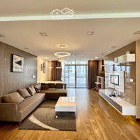 Cần Tiền Bán Nhanh Duplex Starhill 133M Giá Bán 11,5 Tỷ ( Thương Lượng). Liên Hệ: 0903827357 Ms. Hòa