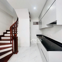 Bán Nhà Phân Lô Quận Cầu Giấy,Dịch Vọng.35M Xây 5 Tầng To Đẹp- Giá Bán 7,5 Tỷ