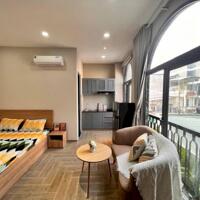 Bàn Tòa CHDV Cao Cấp - 612 Lạc Long Quân - 210m2 x 8T - Tầng hầm thang máy - View Hồ