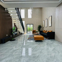 Bán Căn Nhà Siêu Phẩm Thạnh Lộc Quận 12. View Trường Học Đường 5M Diện Tích Đất 80M2 Xây 5 Tầng