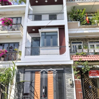 Nhà 3 Tầng - Trung Tâm Tp - Chỉ 7.5 Tỷ