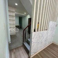 Vị Trí Siêu Đẹp - Gần Nhà Ga T3 - Chợ Tân Trụ - Nguyễn Sỹ Sách - Diện Tích: 45M2.