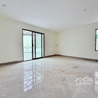 Bán Nhà Mới Đẹp - Lô Góc - Ngõ Thông - Gần Ô Tô - Full Nội Thất Cao Cấp - Trung Tâm Việt Hưng