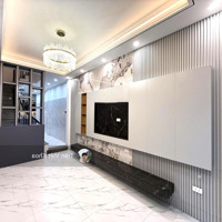 Nhà Đẹp Ở Ngay Phố Thịnh Quang 4 Tầng 40M2 Hiện Đại - Trung Tâm Đống Đa - Chỉ Hơn 7 Tỷ!