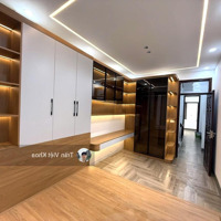 Nhà Đẹp Ở Ngay Phố Thịnh Quang 4 Tầng 40M2 Hiện Đại - Trung Tâm Đống Đa - Chỉ Hơn 7 Tỷ!