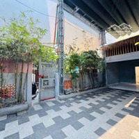Cho Thuê Mặt Bằng 300M2 Nguyễn Thị Minh Khai Giá Chỉ 55 Triệu/ Tháng