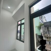 Bán Nhà trung tâm 1 mê Phan Bội Châu - Quy Nhơn dt 43m2 giá 2tỉ 850