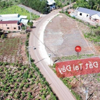 Bán Đất Ngộp Mặt Tiền Đường Nhựa Tại Cây Gáo - Trảng Bom .
Chỉ 780 Triệu Sổ Riêngp Thổ Cư 100%