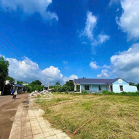 Bán Đất Ngộp Mặt Tiền Đường Nhựa Tại Cây Gáo - Trảng Bom .
Chỉ 780 Triệu Sổ Riêngp Thổ Cư 100%