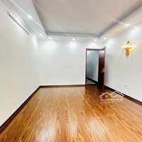 Bán Gấp Nhà Riêng 51M2,Mt 4M,5 Tầng Tại Nguyễn Khánh Toàn, Cầu Giấy, Hà Nội