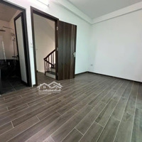 Chính Chủ Cần Bán Ngay Nhà Gần Vinhomes Tây Mỗ, Ngõ Thông, Nhà Mới Đẹp Ở Ngay, 6 Tầng, Nhỉnh 4 Tỷ.