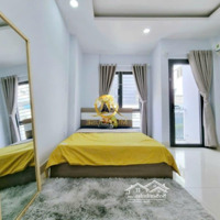 Cho Thuê Phòng 30M2 Ban Công Thoáng Gần Đại Học Hutech, Uef, Ngoại Thương, Gtvt- Ngay Bùi Đình Túy