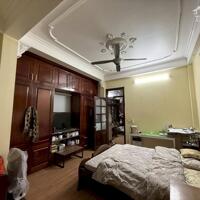 Cần bán gấp siêu phẩm phân lô Trần Quốc Hoàn 55m2, 5T, lô góc 3 mặt thoáng, ô tô tránh