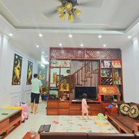 Bán Nhà Phương Mai, 45M, 9 Tỷ, Ngõ Nông, Gần Hồ, Gần Ô Tô, Đẹp Thoáng Dân Trí Cao