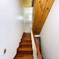 Bán nhà 1 trệt 2 lầu cách Đặng Văn Trơn 50m, gần cầu Hiệp Hòa, Biên Hòa, 80m2, giá 4.8 tỷ.