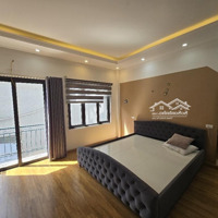 Trung Tâm Gia Thụy, Nhà Mới Thiết Kế Hiện Đại, Cạnh Bãi Xe Ô Tô