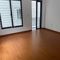 Bán Gấp Nhà Riêng 6,8 Tỷ, 45M2 X 5 Tầng Mới Tại Nguyễn Văn Linh, Phúc Đồng, Long Biên, Hà Nội
