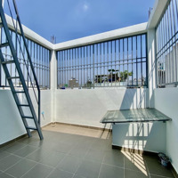Bán Nhà Hoà Bình 59M2 3Tang 4 Phòng Ngủ 3 Vệ Sinhchỉ 5.5Tỷ Hiệp Tân Tân Phú. Chủ Gấp Bán Cuối Tháng Bay Định Cư