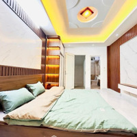 Bán Nhà Phố Vọng Vip Lô Góc Thoáng Sáng 4 Ngủ Ôtô Tránh Gần Đại Học Bách Khoa Chỉ 100M Có 1 Không 2