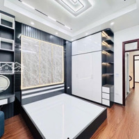 Bán Nhà Cổ Nhuế 40M,Mt4M- Ngõ Thông Kinh Doanh , Ô Tô Đỗ , Dân Xây Đủ Nội Thất , Ở Ngay