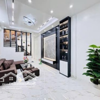 Bán Nhà Cổ Nhuế 40M,Mt4M- Ngõ Thông Kinh Doanh , Ô Tô Đỗ , Dân Xây Đủ Nội Thất , Ở Ngay