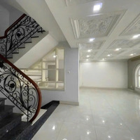Siêu Hiếm Biệt Thự Có Hầm, Ngay Phan Xích Long, 5X15M, 4 Tầng, Chỉ 28 Triệu